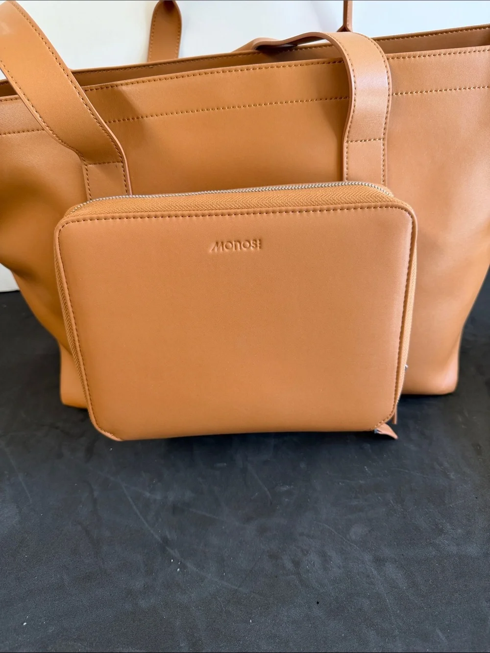 Monos tan leather